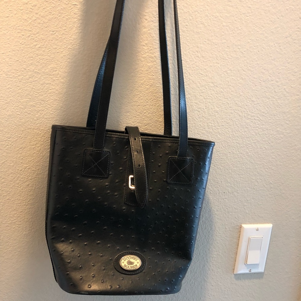 Vintage Dooney & Bourke bag